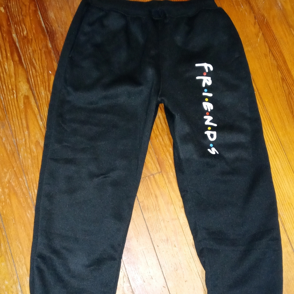 Woman Jogger F.R.I.E.N.D.S. Brand So Cute!